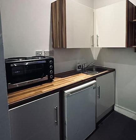 5 Star Luxury Studio Apartment, Big Smart Tv, Wifi, Liverpool City Centre, Easy Access Lock Box Entry! Экстерьер фото